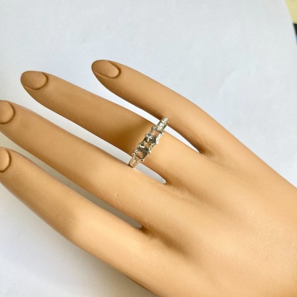 Vintage Smoky Topaz Ring Size 9 Gray Cubic Zirconia Camilla Lucia Simulated - Picture 3 of 10